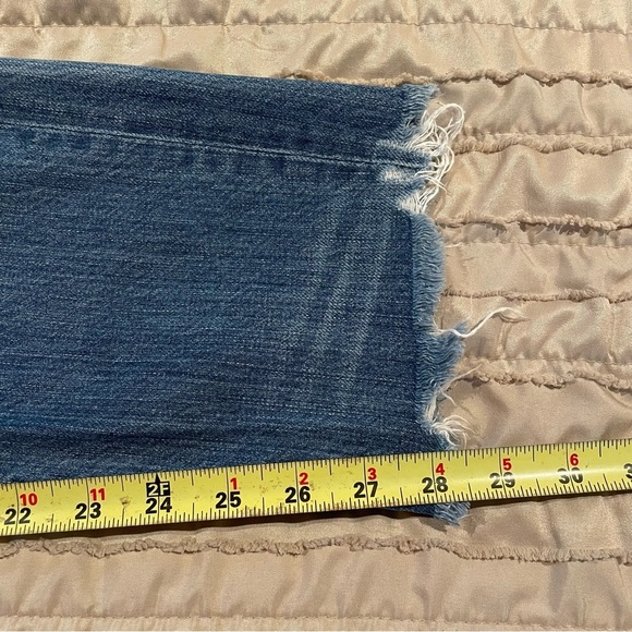 Madewell The Perfect Summer Jean: Destructed Edition Robinson Wash 28 Distressed - Picture 10 of 10